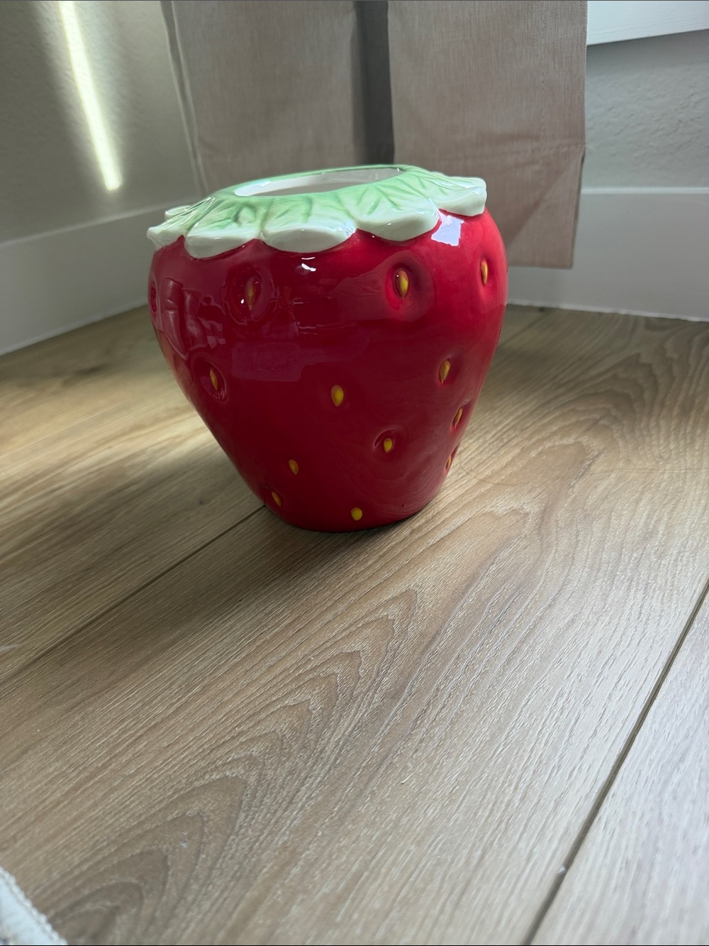 Decorative Strawberry Ceramic Vase in Red and Green
